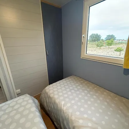 Levante Beach Mobilhome Cerca De La Playa Barrosa, Sostenible Y Autosuficiente *