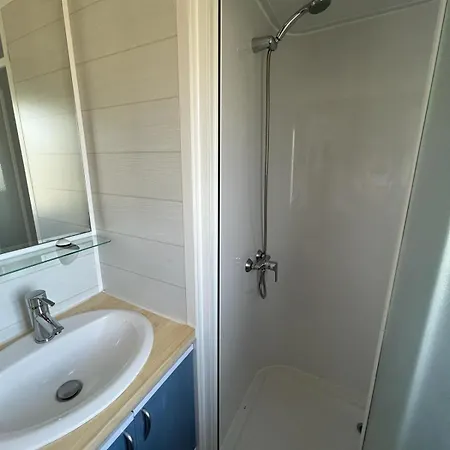 Levante Beach Mobilhome Cerca De La Playa Barrosa, Sostenible Y Autosuficiente Holiday home Chiclana de la Frontera