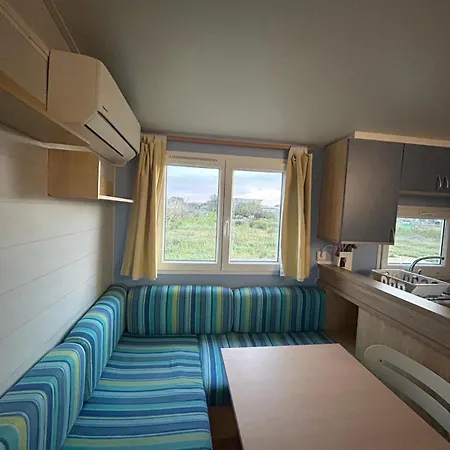 Holiday home Levante Beach Mobilhome Cerca De La Playa Barrosa, Sostenible Y Autosuficiente