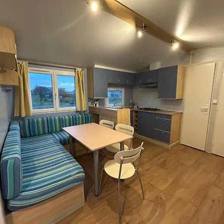 Levante Beach Mobilhome Cerca De La Playa Barrosa, Sostenible Y Autosuficiente *