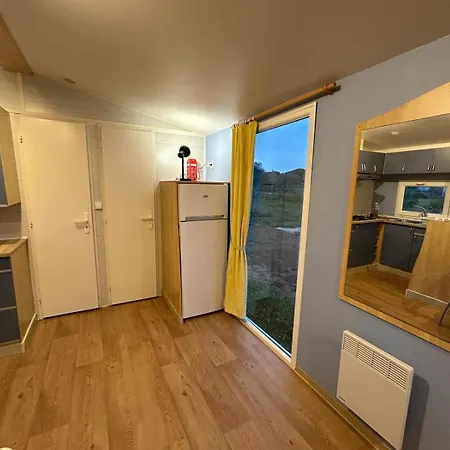 Levante Beach Mobilhome Cerca De La Playa Barrosa, Sostenible Y Autosuficiente *