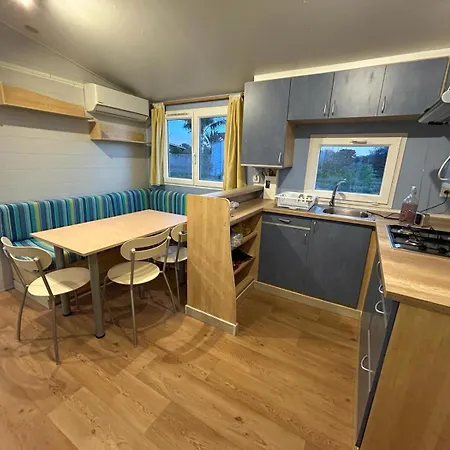 Holiday home Levante Beach Mobilhome Cerca De La Playa Barrosa, Sostenible Y Autosuficiente *